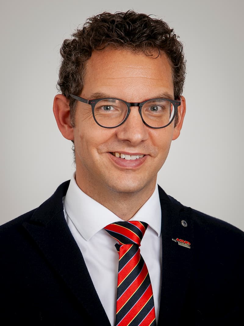 Mag. Bernd OLEXINSKI