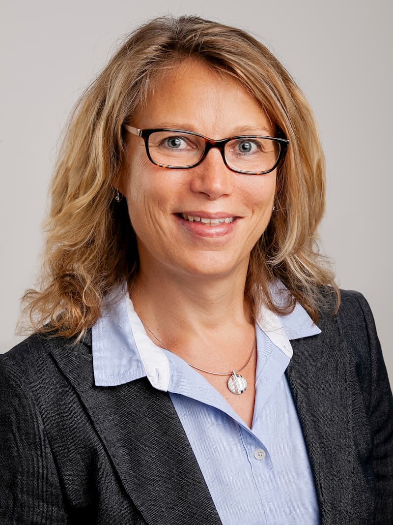 Mag. Astrid OSCHOUNIG
