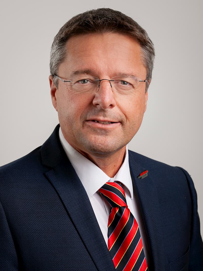 Prok. Klaus PUASCHUNDER 