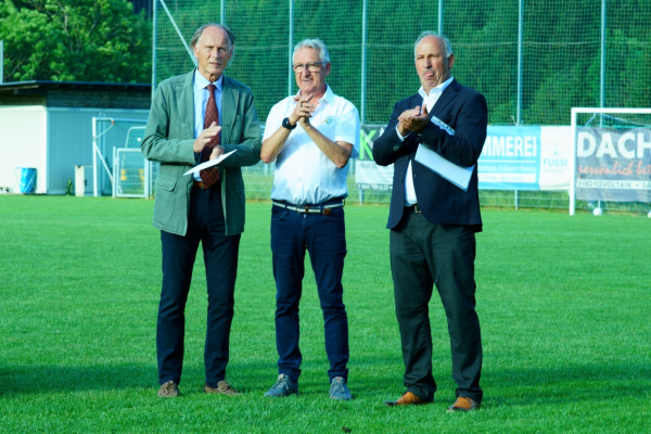 ASVÖ-Präsident Dr. Christoph Schasché, Obmann-Stv. Gerhard Stary, Obmann Günter Liegl | © SV Kraig/Gerhard Stary